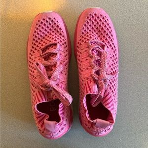 Pink NOBULL runners